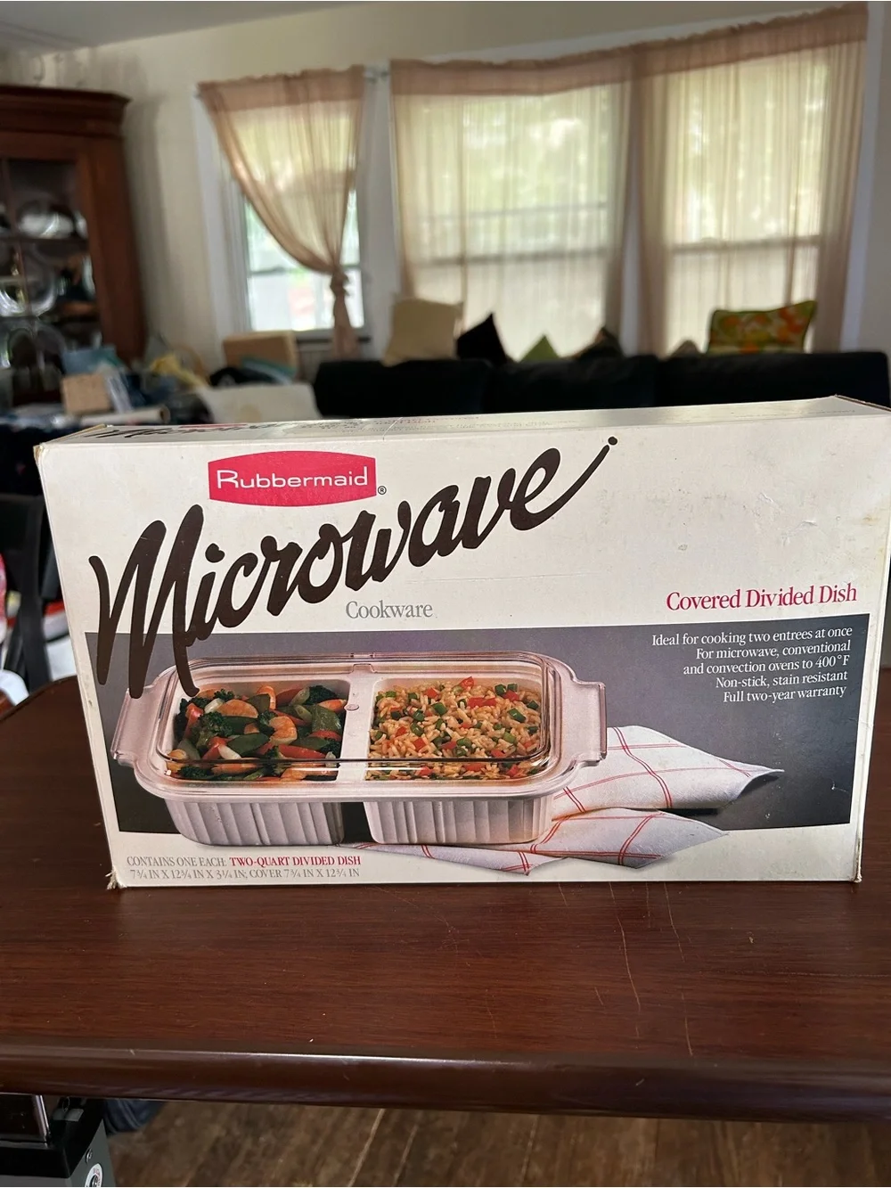 Rubbermaid White Covered Divided Microwave Dish with Clear Lid, regular oven,too